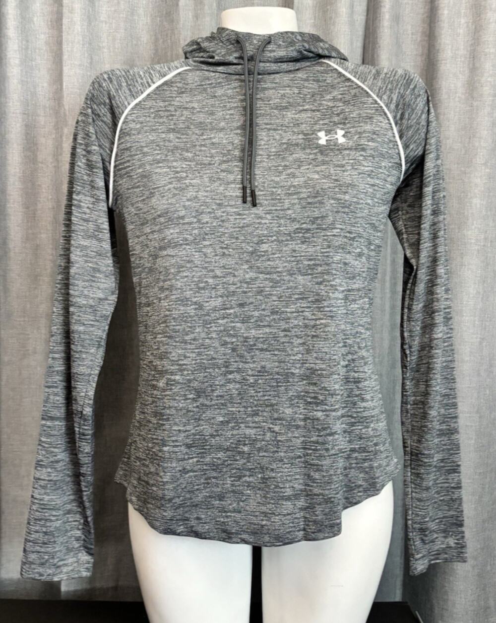 Women’s Under Armour Ua NWT Velocity Woodmark Hoodie Size Small New